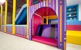 Family Apartments By Astoria Hotel & Medical Spa